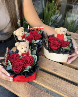 Box sa ružama i medom